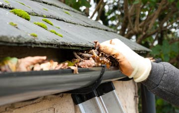 gutter cleaning Wigginton